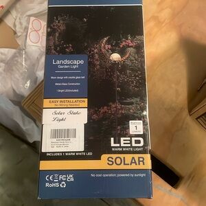 NWT solar landscape garden light